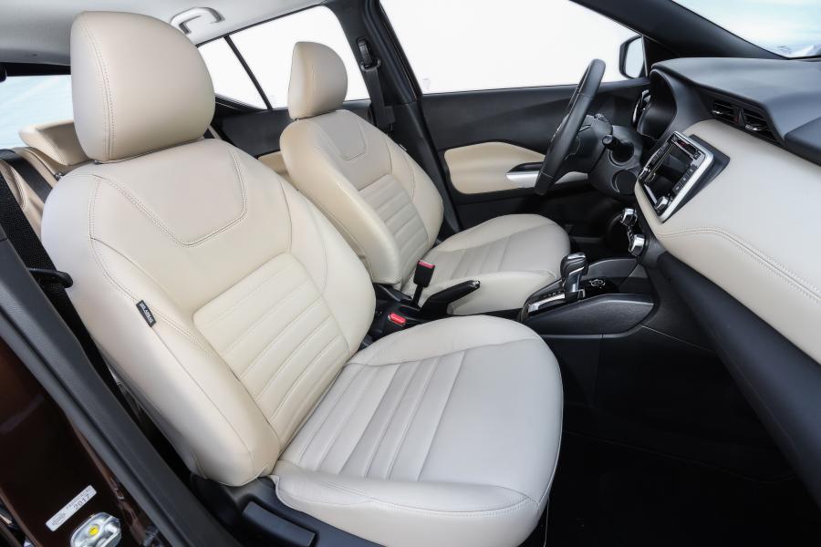 Интерьер Nissan Kicks SL 2016 года  (LA) (фото 35 из 40)